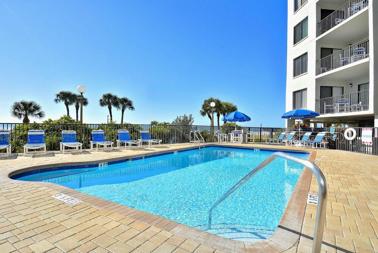 Caprice 401 St. Pete Beach