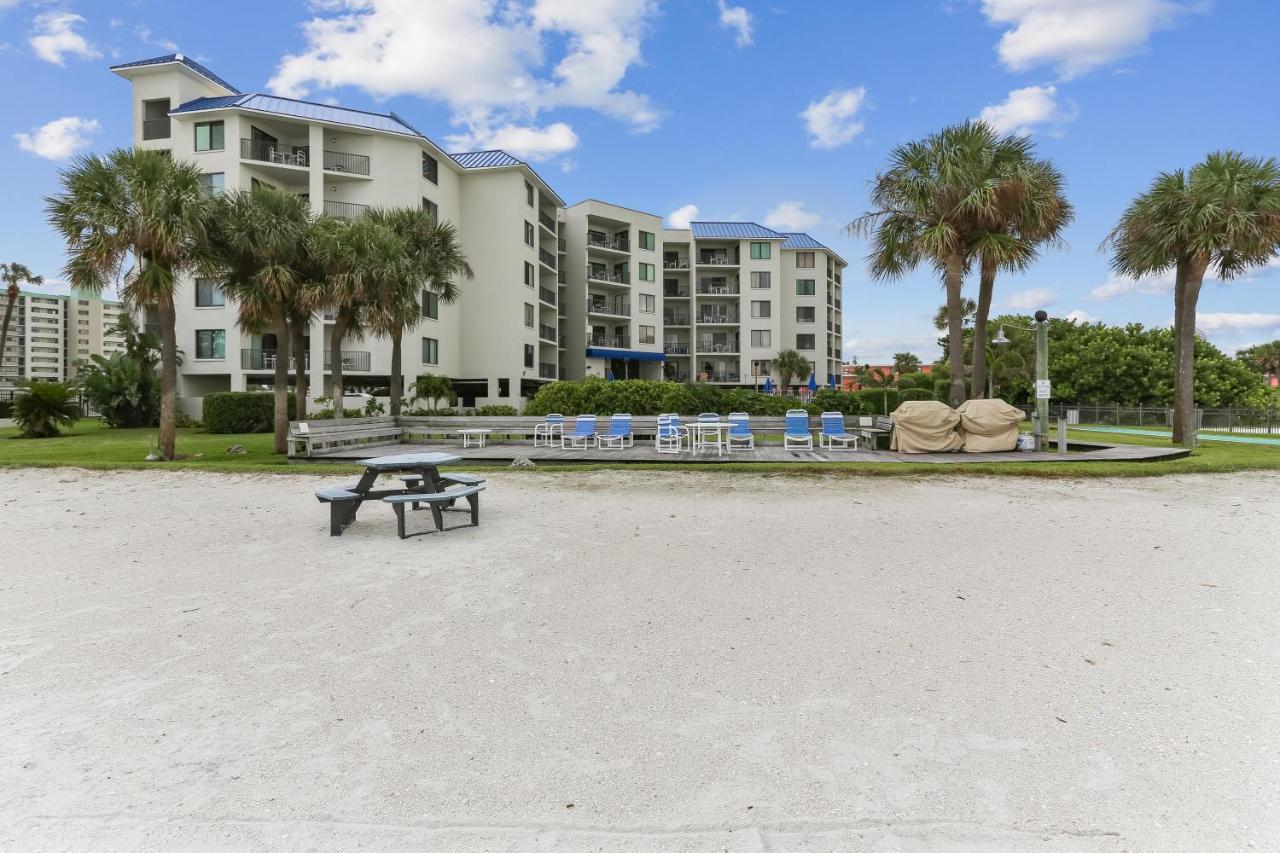 Caprice 401 * St. Pete Beach