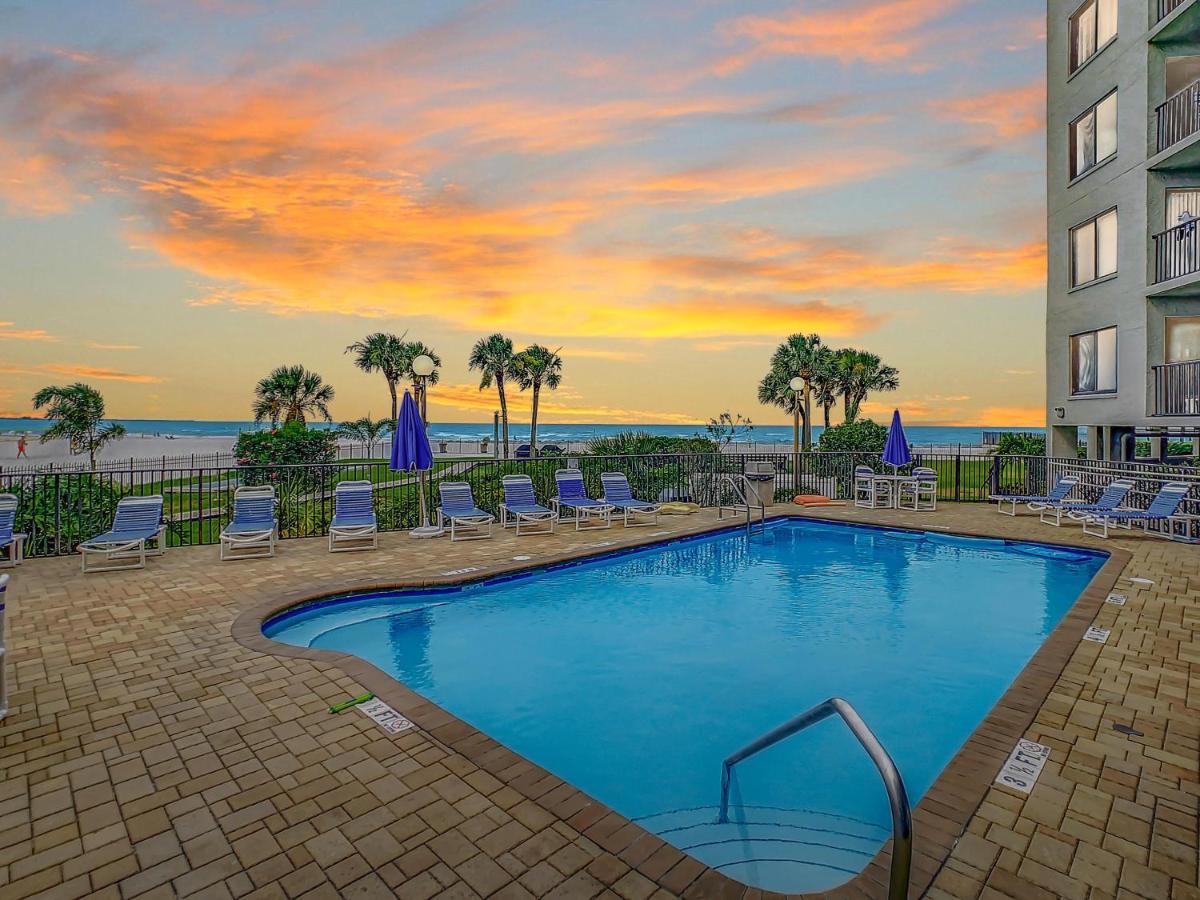 Caprice 401 * St. Pete Beach